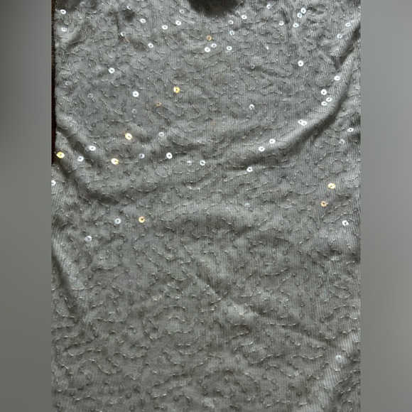 Express Off-White Ribbed Sequin Tank Top - Picture 8 of 9